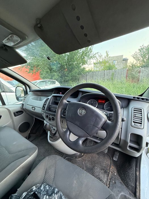 Opel Vivaro 2.0 2012