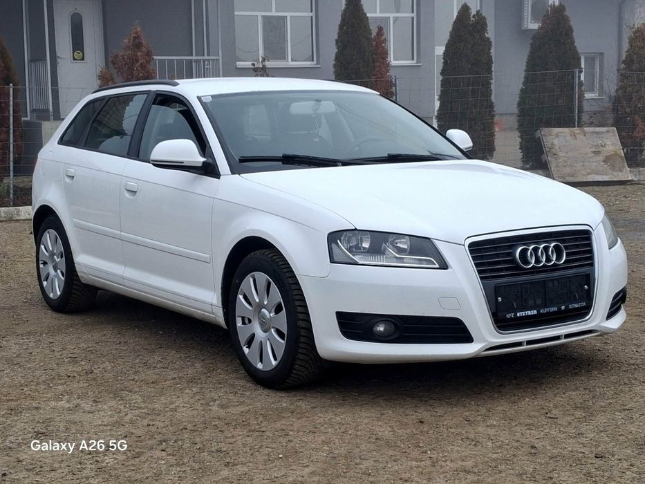 Audi A3  2010  1.6 benzina 102 cp navigatie