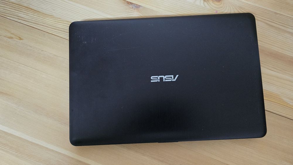 Продам ноутбуки Asus