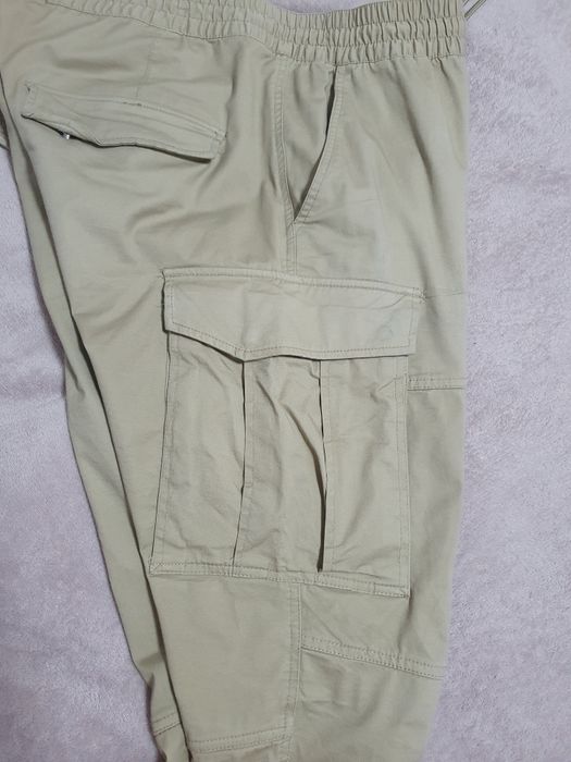 Pantaloni cargo H&M măsura L
