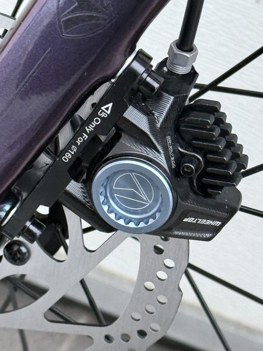 Cursiera FULL CARBON, schimbator electronic wireless, mărime M