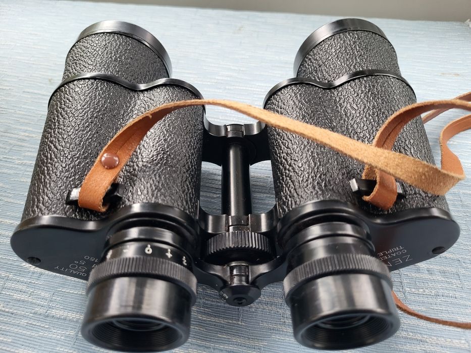 Binoclu ZENITH 10×50 nou