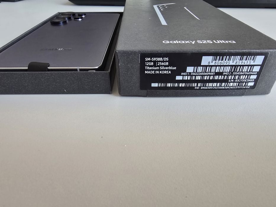 Samsung Galaxy S25 Ultra 256GB, 12GB RAM, Titanium Silverblue