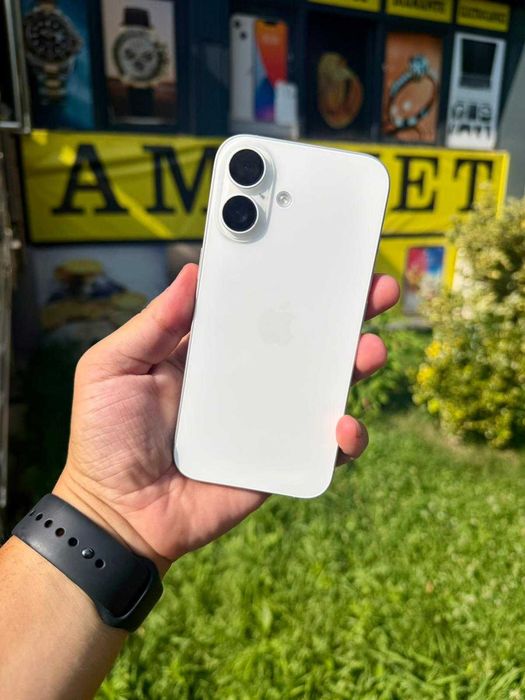 iPhone 16 / 128GB / White / 100% Baterie - ca Nou