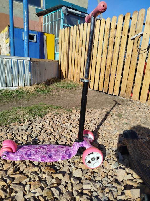 Самокат для девочки высота ручки 76 см