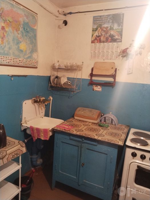 Продам 2 ком. 2/1/2 Спутник -8.(Ор-ир старый базар)