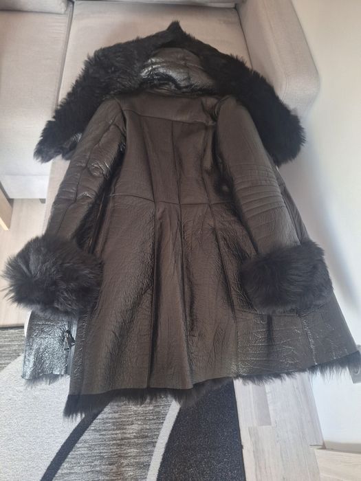 Агнешка кожа,неразличимо от ново! Цената е крайна!