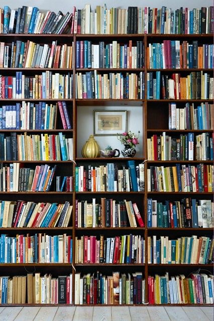 Книги литература детективы разны