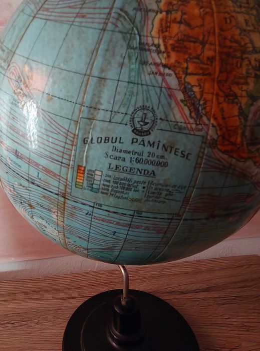 Glob pamantesc din vremea comunismului