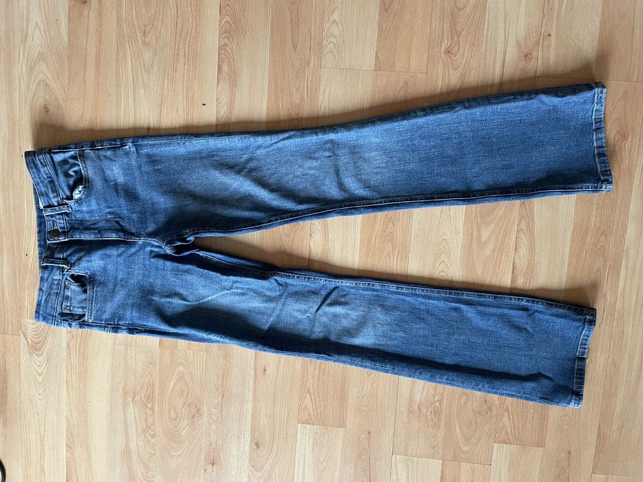 дънки Bershka, Zara, H&M