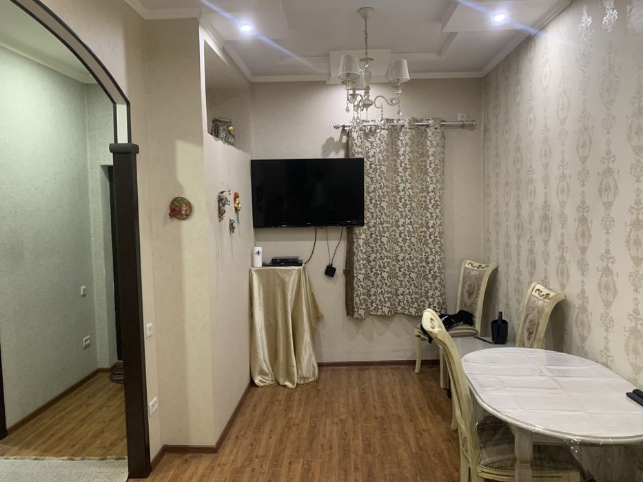 Сдается Коттедж  на мерабаде 2х комнатная