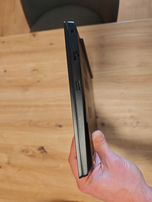 Lenovo Thinkpad E14 gen 4, 16GB DDR4 RAM, 256GB SSD, Intel Core i5-1235U