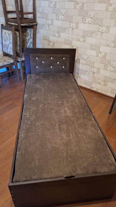 Кровать,в отличном состоянии!