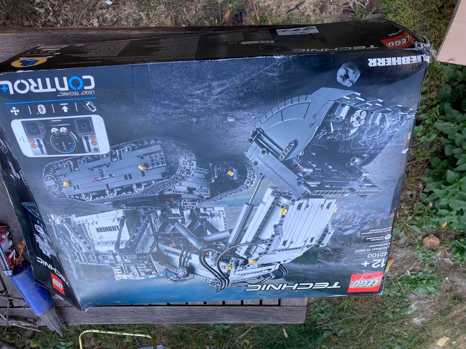 Спешно! LEGO® Technic 42100 - Екскаватор Liebherr R 9800