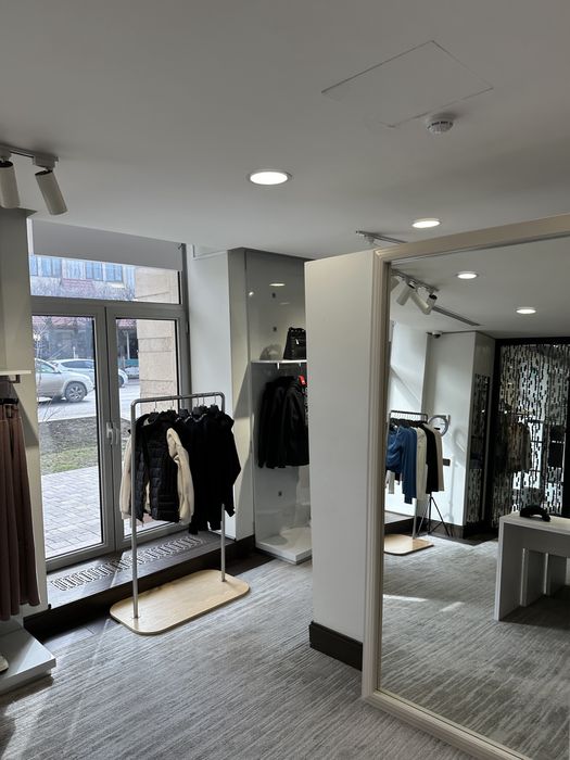 Продается готовый магазин одежды