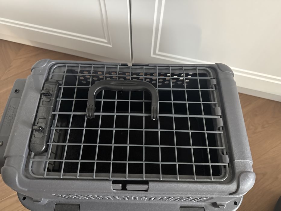 Cușcă transport câini/pisici AniOne 50x35x35 cm – stare foarte bună