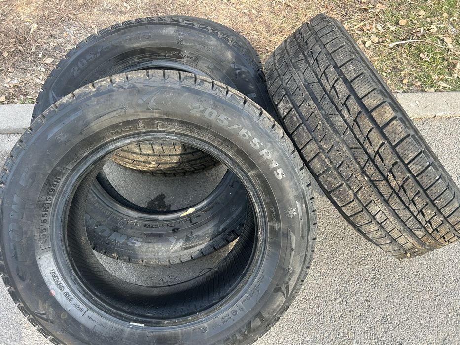 Продам шины комплект