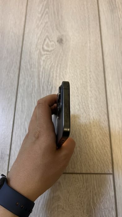 Iphone 15 pro 256 gb Экран меняли