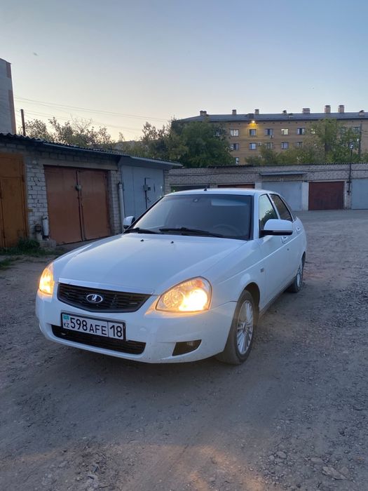 Продам машину приора