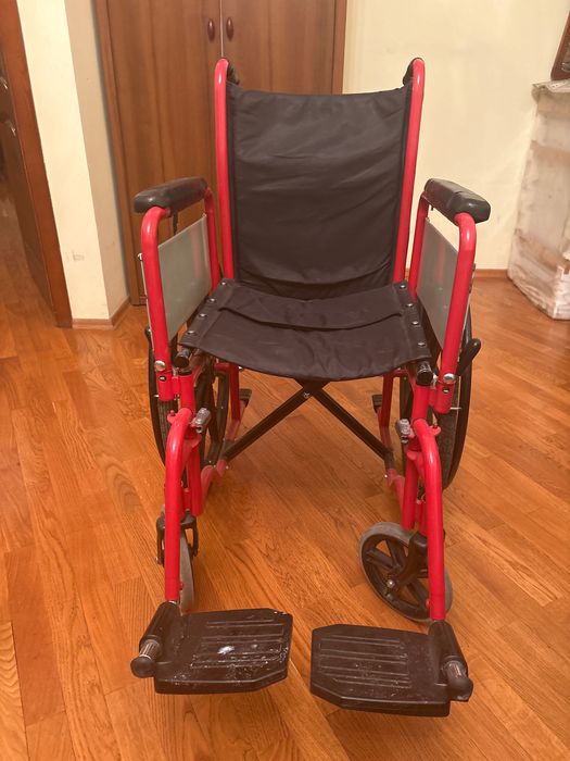 Инвалидное кресло