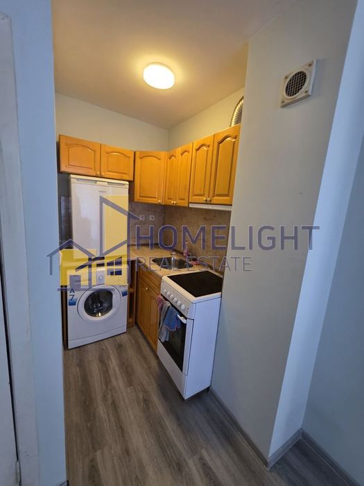 Дава се под наем Двустаен апартамент в София, Витоша - 60 кв.м за 598.23 € - Снимка #1