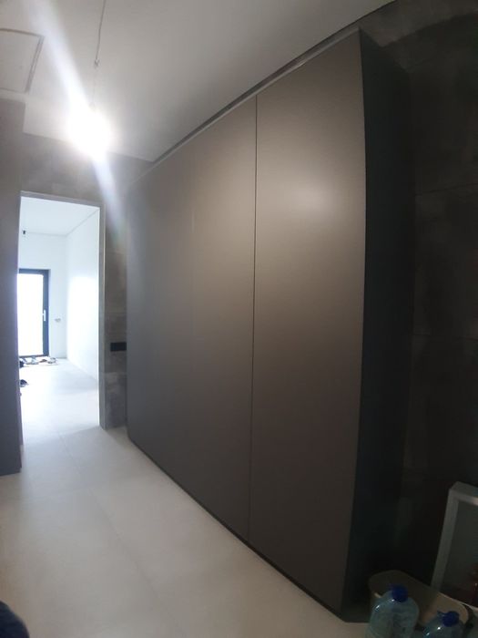 Кухня на заказ, шкафы-купе, гардеробные, детская и офисная мебель.