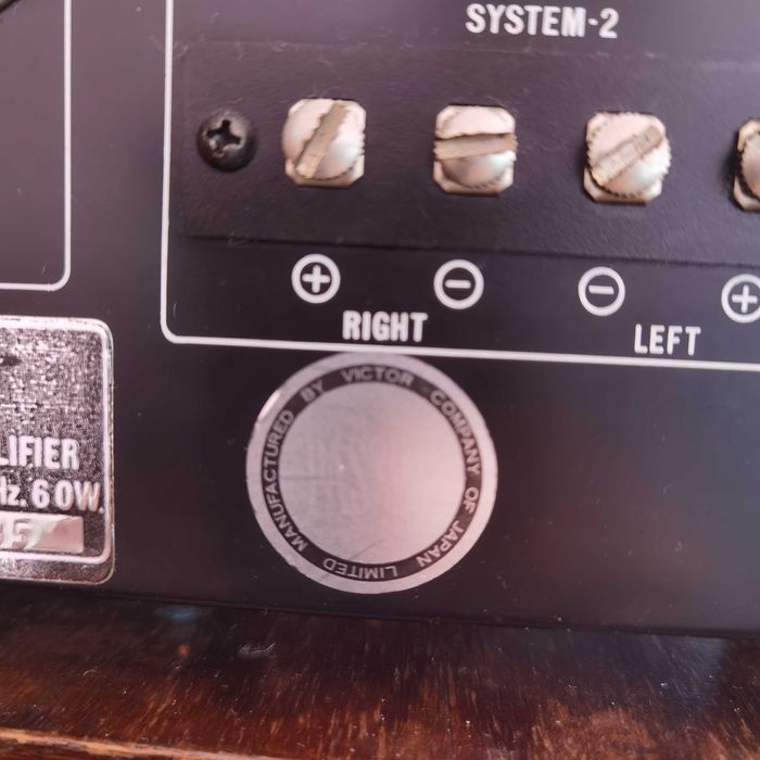 Усилвател JVC model VN-300