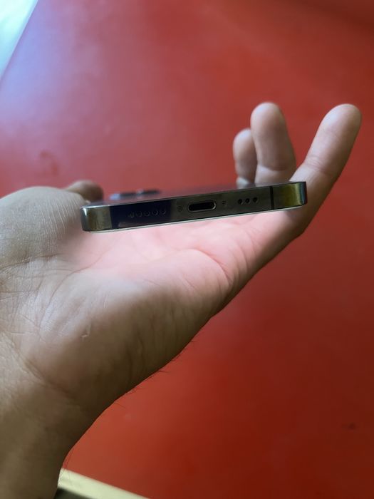 Продам iPhone 12 pro 128gb 5G