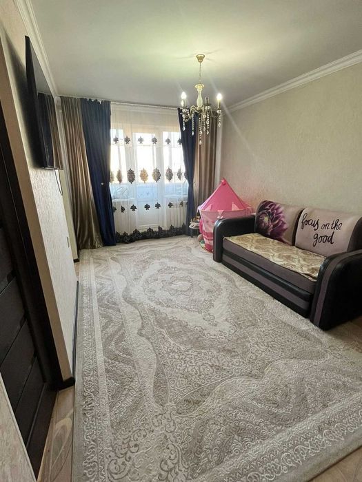 Продам 4 комнатную на Тургенева