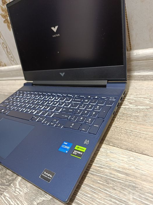 HP Victus 15  Core i5-13420H + RTX 3050 6GB, 8/512gb xotira