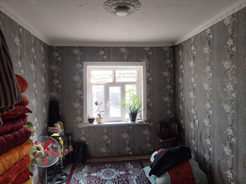 Uy sotiladi Yangiyo'l tumani