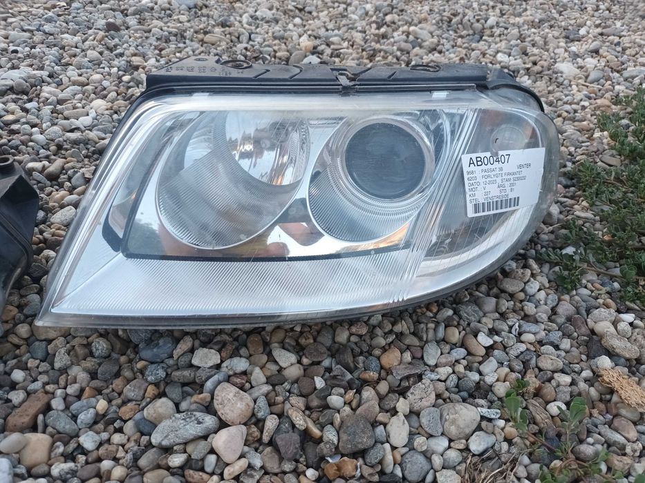 ляв и десен фар за фолксваген пасат 5 Б5.5 VOLKSWAGEN PASSAT 5 B5.5