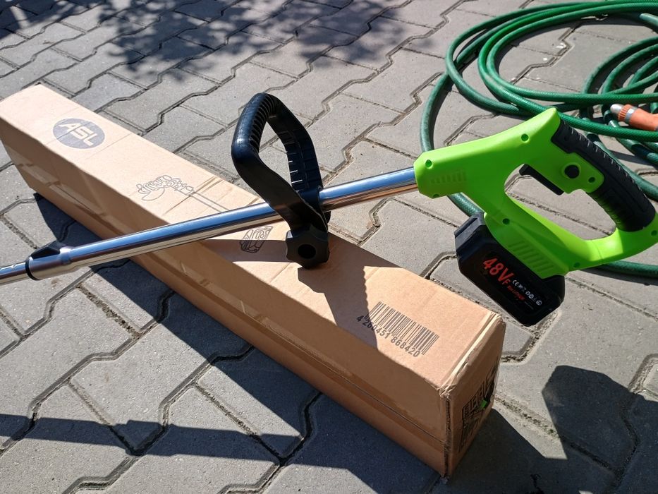 MotoCoasa electrica trimmer 800 w nou