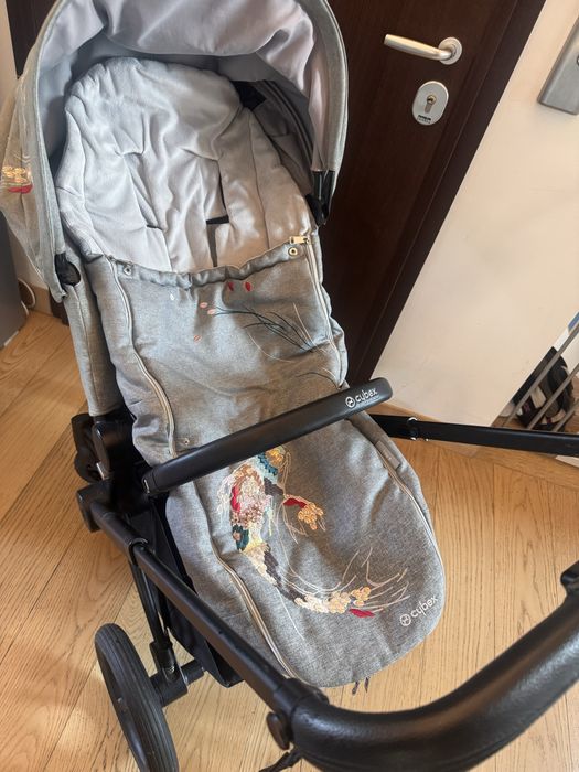 CYBEX PRIAM KOI Limited Edition – пълен комплект + ISOFIX база + оригинални аксесоари