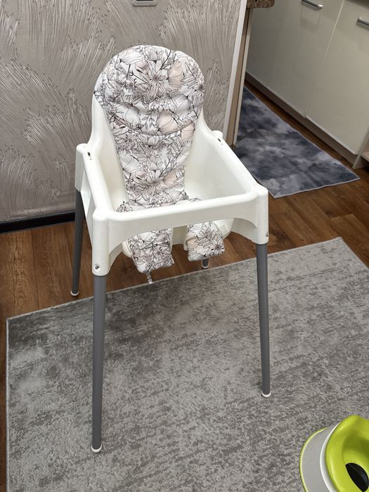 Детский стул для кормления IKEA