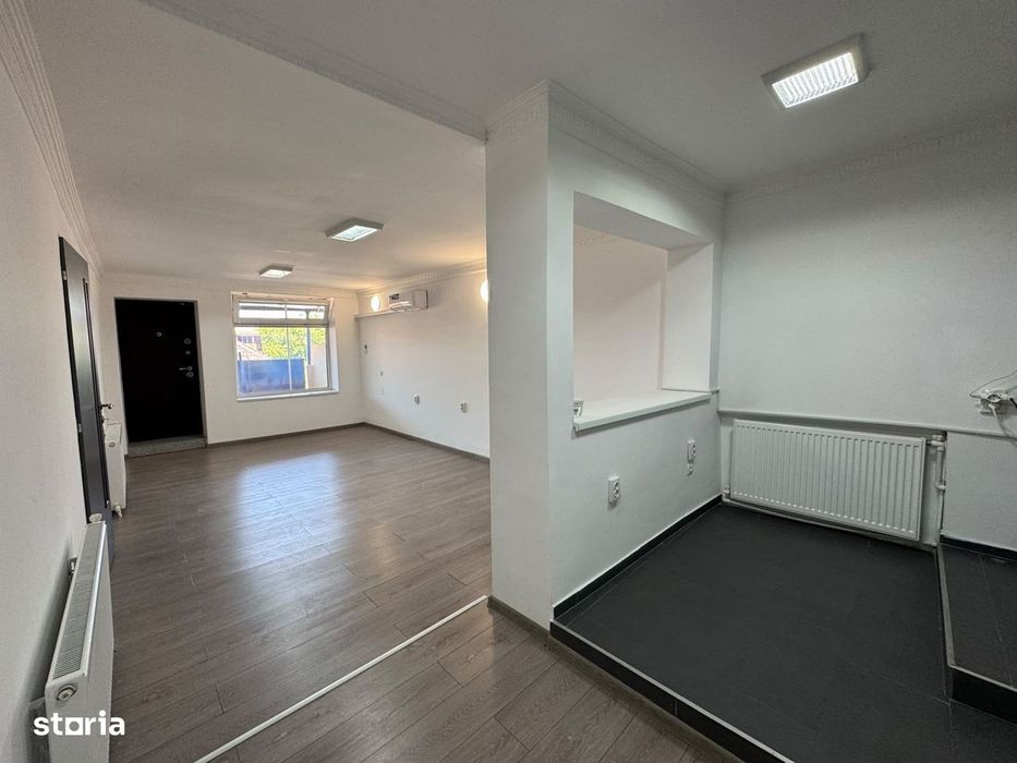 Spatiu pentru birouri 200 mp utili 4 locuri de parcare, Gheorgheni