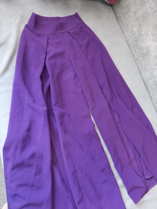 De vanzare pantaloni