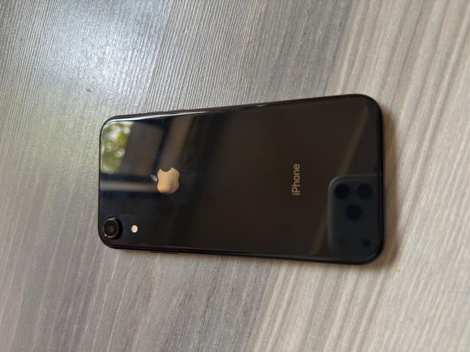 Iphone XR Ёмкост 76 все работаеть что есть