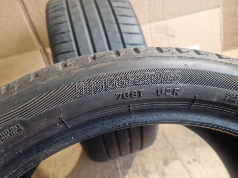 2 Bridgestone R19 245/40
летни гуми DOT0721
