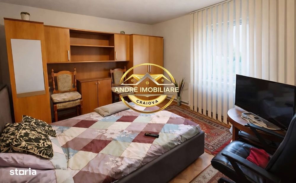 2 CAMERE DE VÂNZARE,Calea Severinului,etajul 3 cu centrală termică