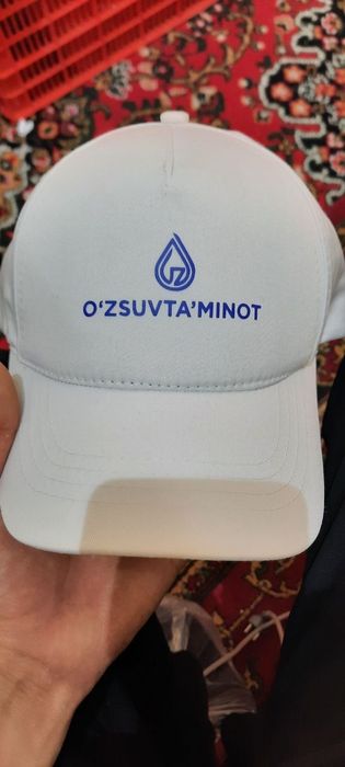 Однотонные хб кепки на заказ оптом и в розницу. Качества отличное.