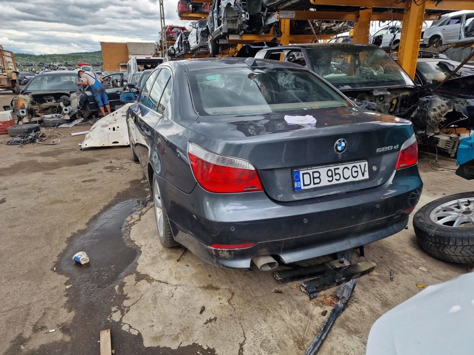 Dezmembrez BMW Seria 5 - E60/E61 (2003 - 2007), 2.0 d, manual, M47 204D4, GS6-37DZ
