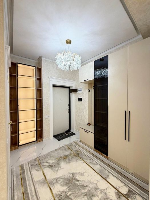 3 хонали квартира сотувда Гагарина