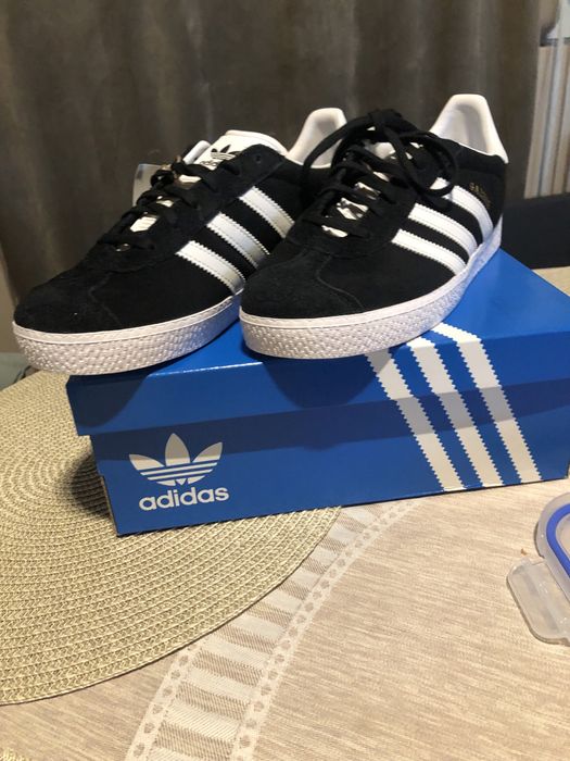 Маратонки Adidas Gazelle J