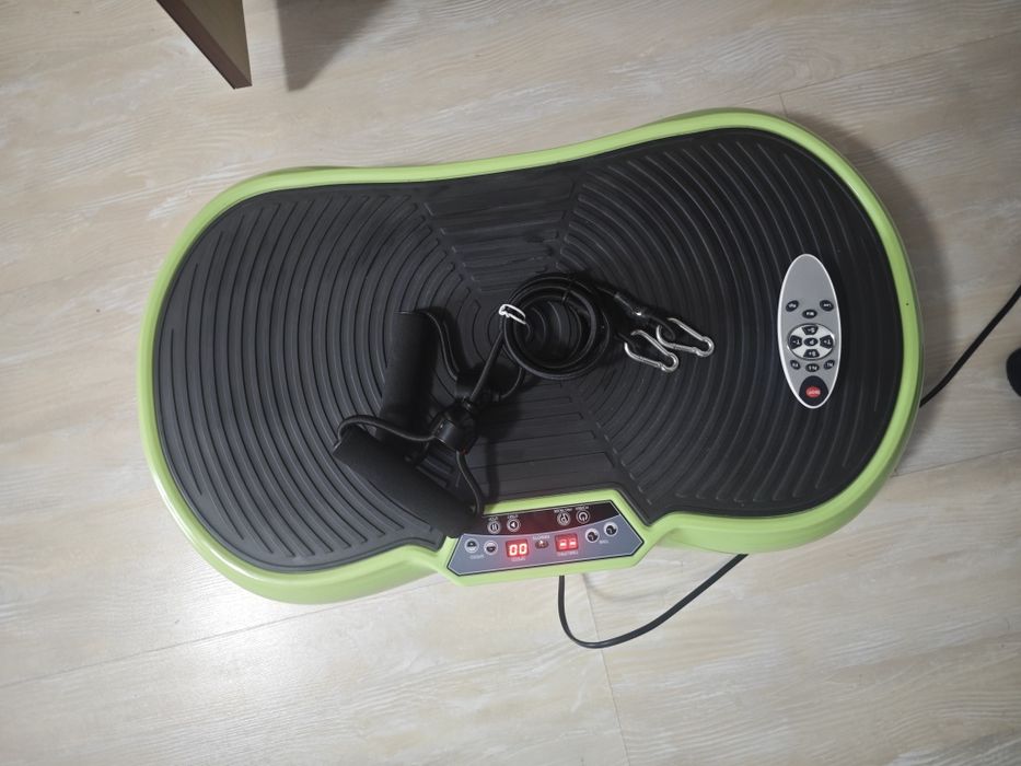 Aparat de vibromasaj