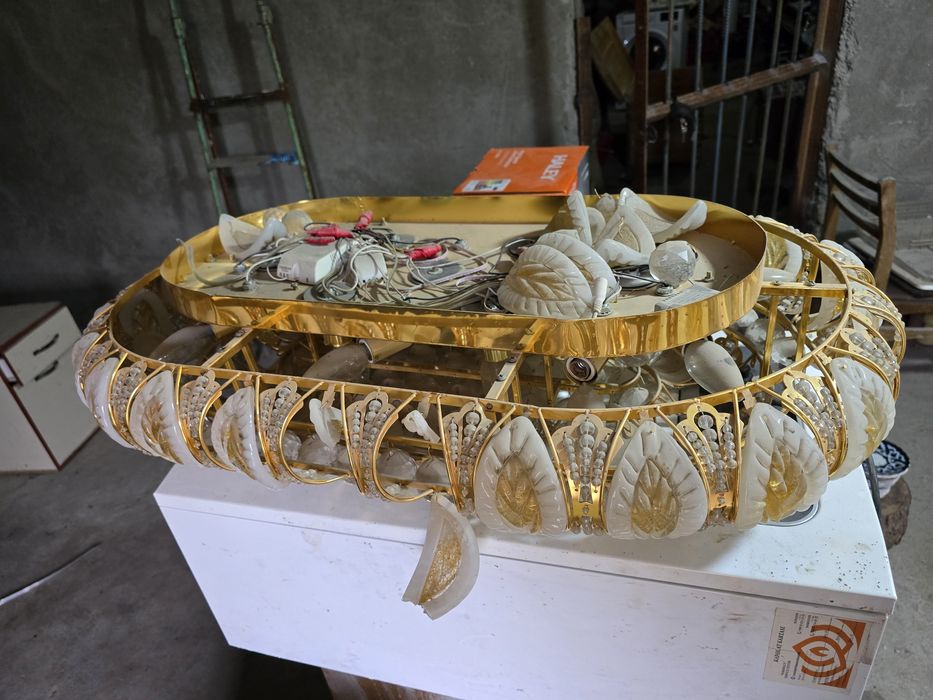 Хрустальная люстра для зала