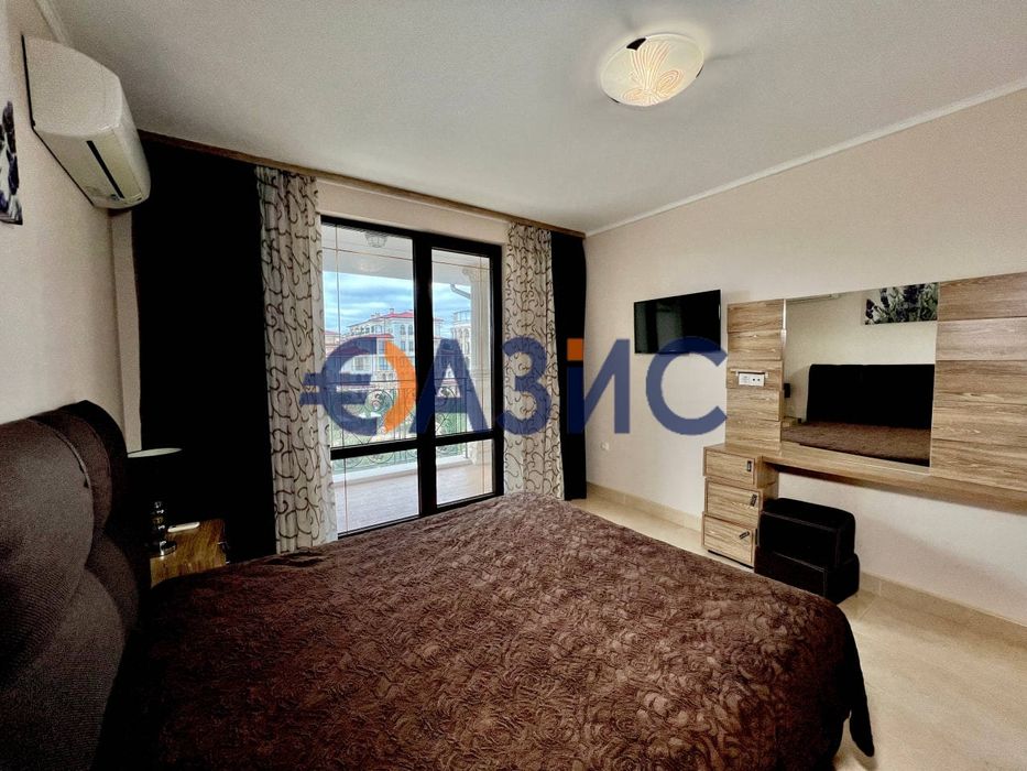 Продава се Тристаен апартамент в Несебър - 130 кв.м за 864 €/кв.м - Снимка #4