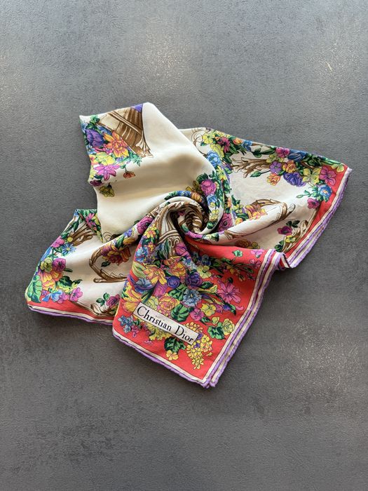 Копринен шал Christian Dior