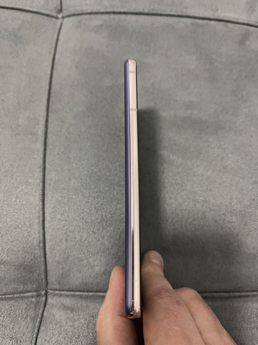 Samsung Galaxy S21 5G 128GB 8GB RAM Dual sim Violet