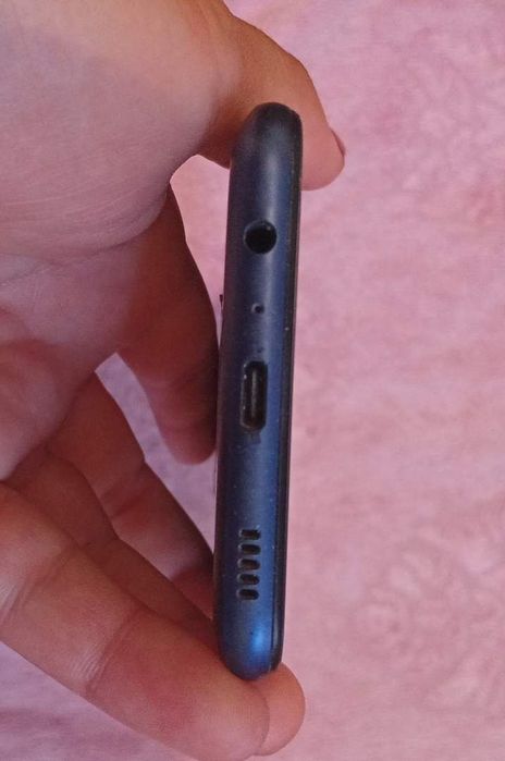 Samsung A02 Holati yahshi karopka dokument bor